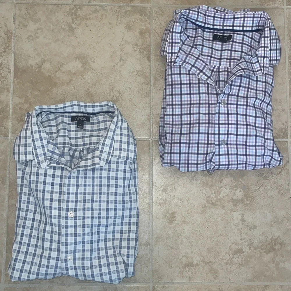 2-Piece Men’s Dress Shirt Bundle | APT 9 | Size M - Picture 1 of 7